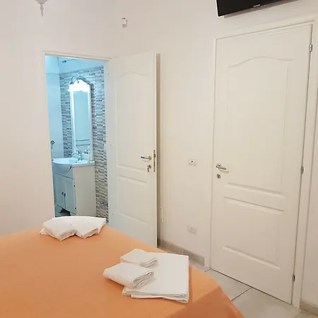 Lu Salentu White House Guest house